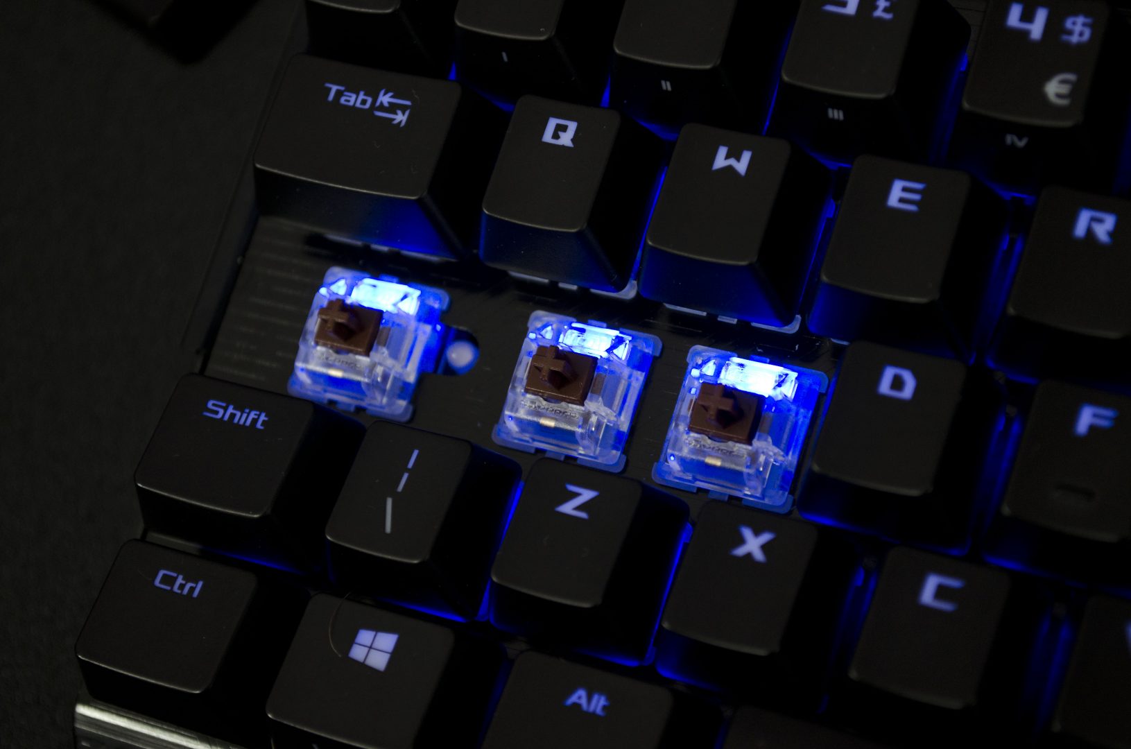 ASUS ROG CLAYMORE mechanical gaming keybaord review_6 - EnosTech.com