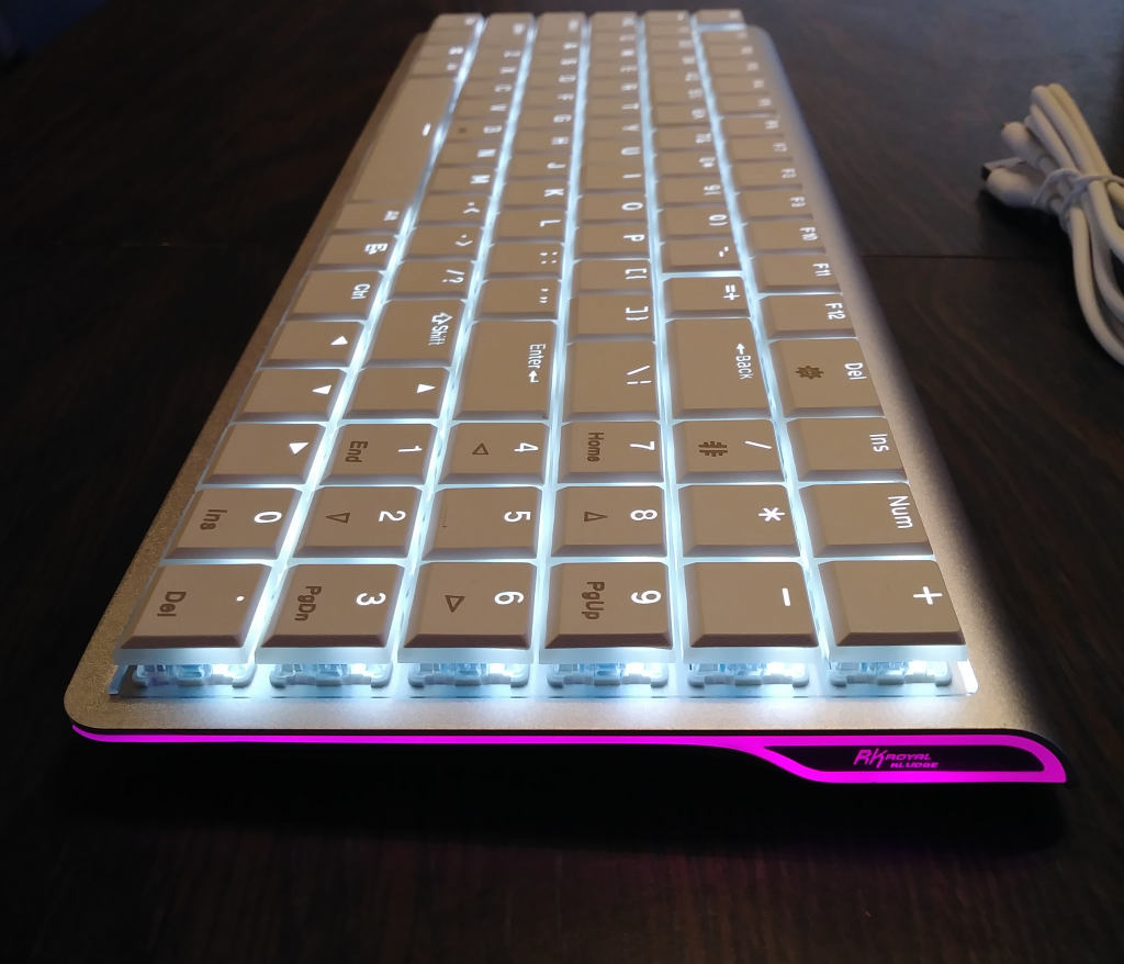 drevo white keyboard