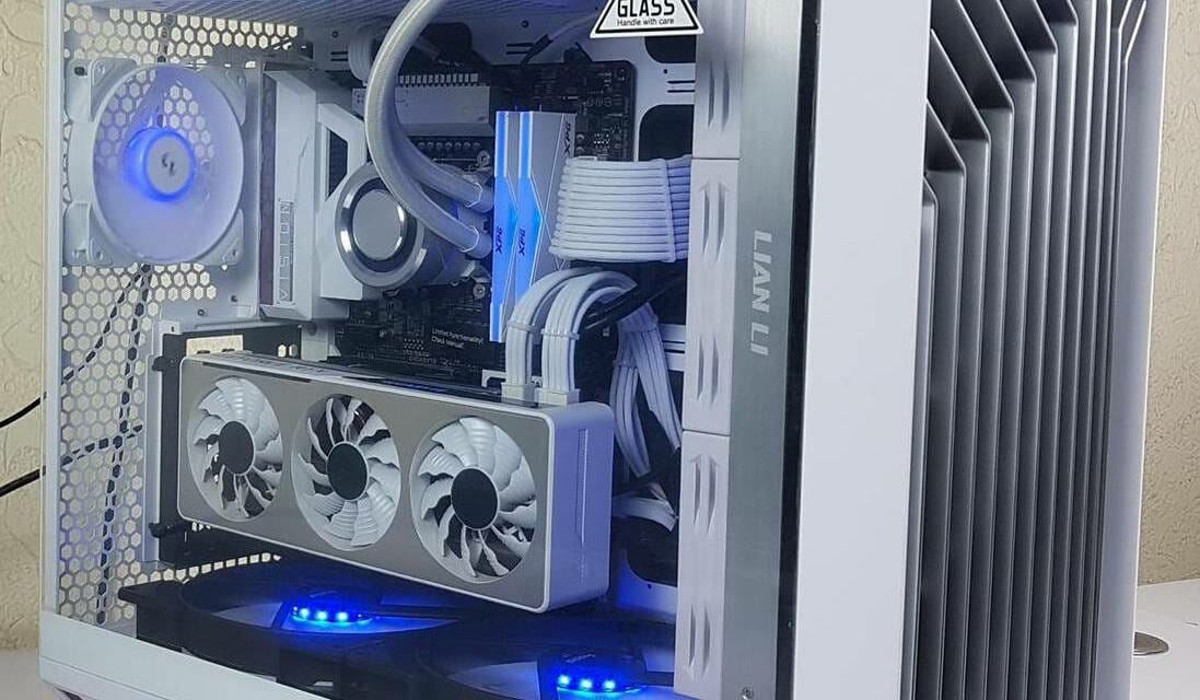 Beauty Defined!, Fractal Design North White TG Gaming PC Build