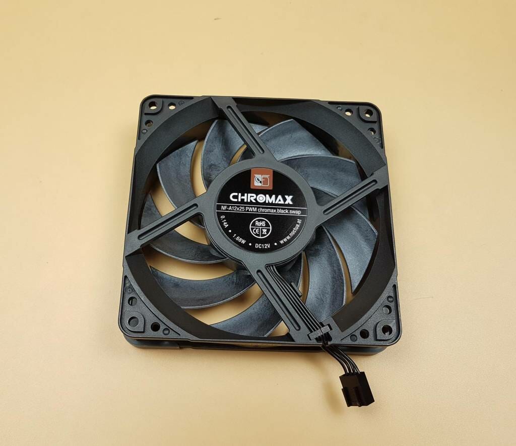 Noctua NF-A12x25 PWM chromax.black.swap Fan Review - EnosTech.com