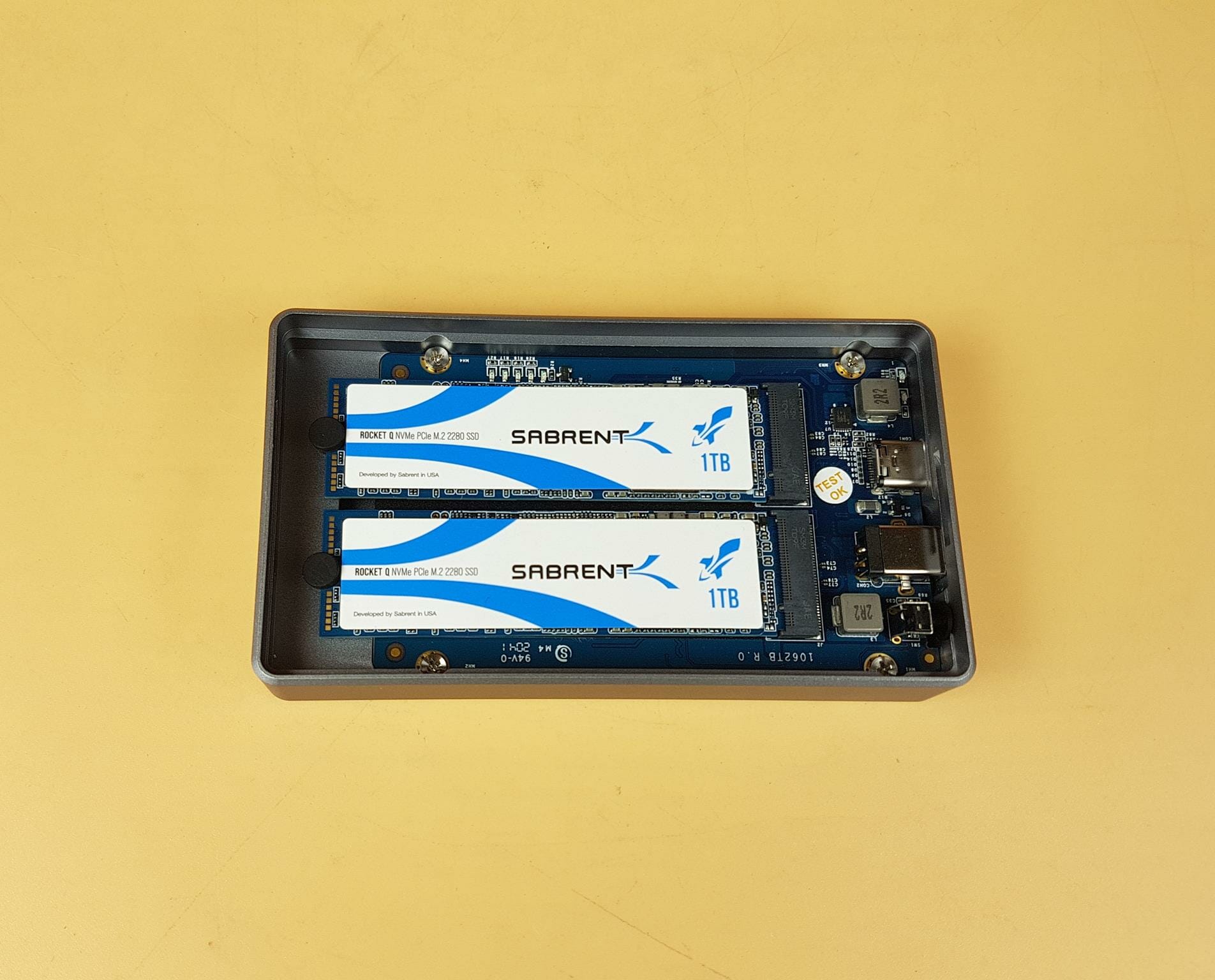 SABRENT Rugged Thunderbolt 3 to NVMe M.2 Dual SSD Enclosure Showcase 