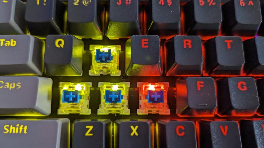 OCPC Gaming ZEROCOMPACT Mechanical Gaming Keyboard Review - Enos Tech ...