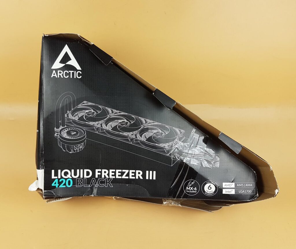 ARCTIC Liquid Freezer III 420 Box