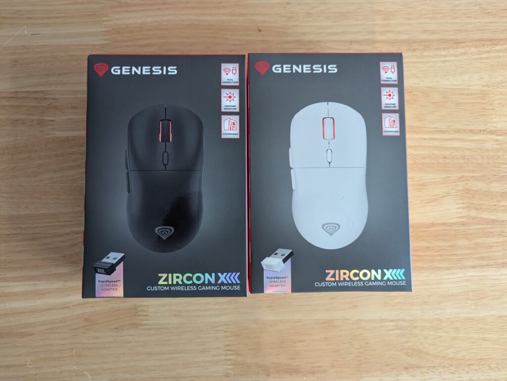 Genesis Zircon Black and White Mouse