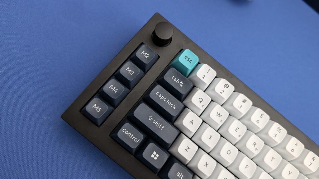 Q65 MAx customizeable knob and macro keys