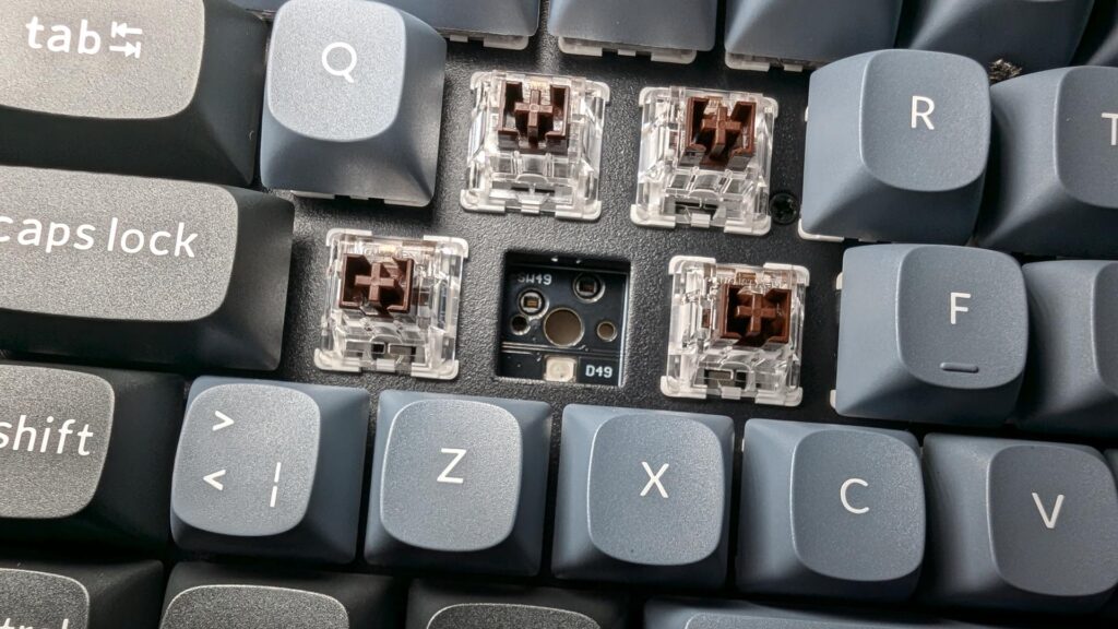 keychron k2 pro hot swappable switches removed