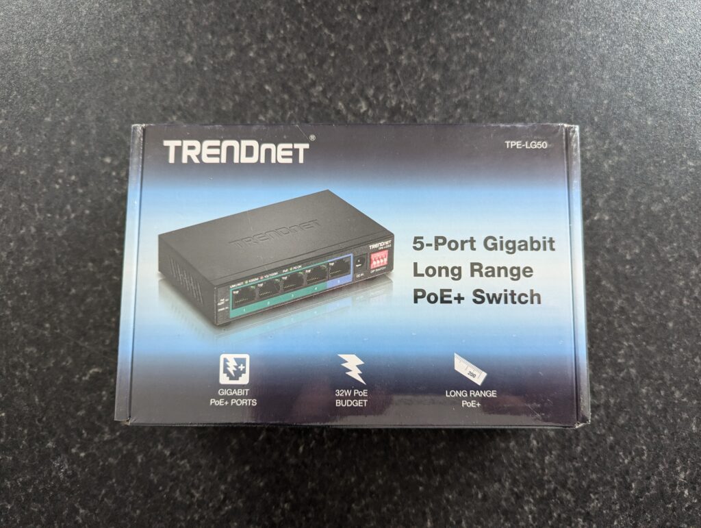 A picture showing the TPE-LG50 network switch packaging