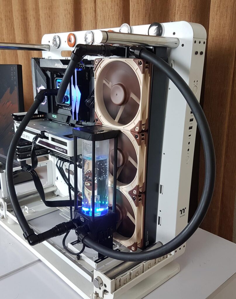 Noctua NF A14x25 G2 PWM Test Build 2