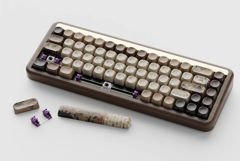 Akko MU01 Wooden Keyboard: Elegance Meets Performance