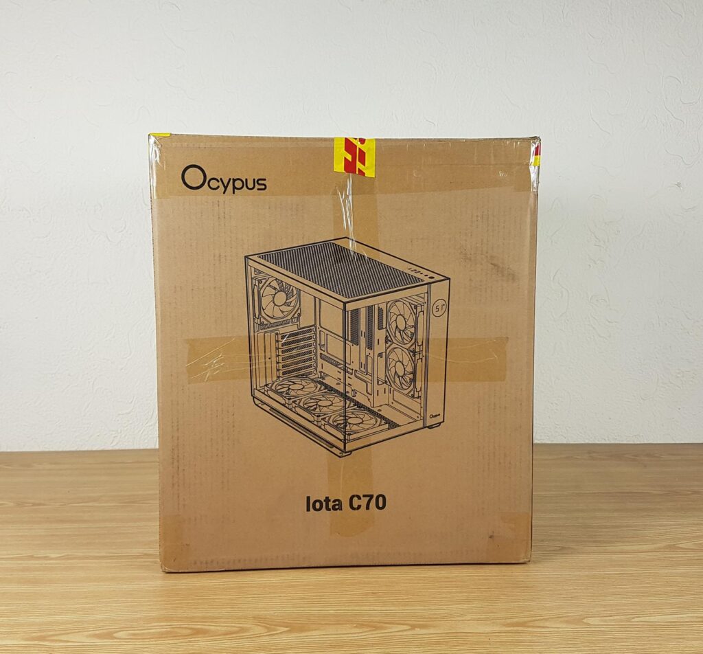 Ocypus Iota C70 White ARGB Pakcing Box