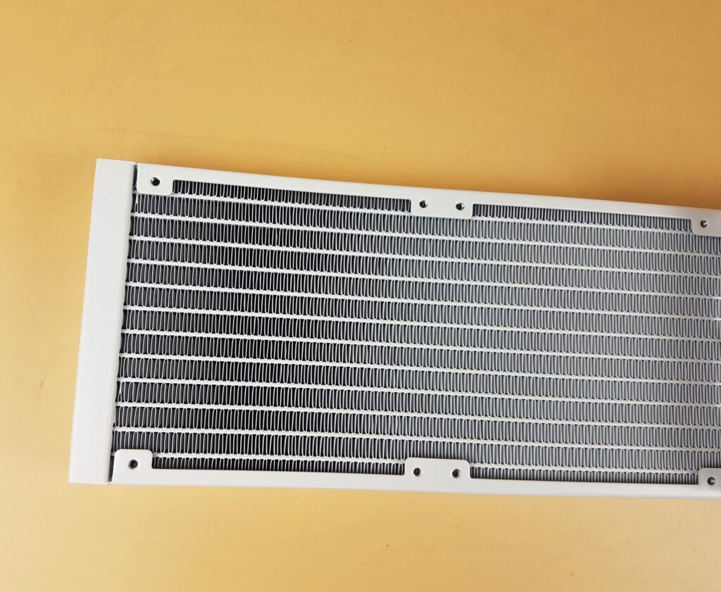 Ocypus Iota L36 WH Radiator 3