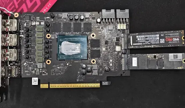 MAXSUN Arc B580 Graphics Card Spotted with Two M.2 Slots for SSDs