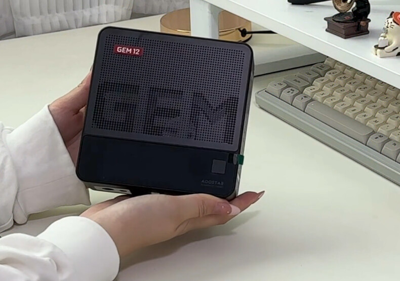 Aoostar Gem 12 Mini PC