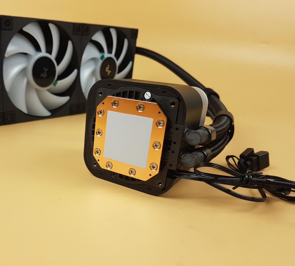 DeepCool LQ360 Block 7