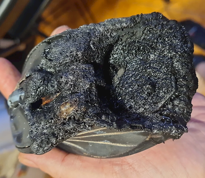 Gigabyte Gaming Mouse Almost Burned the Apartment Down