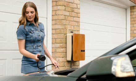 Key Benefits of Electric Vehicle Charging Systems for Commercial Properties