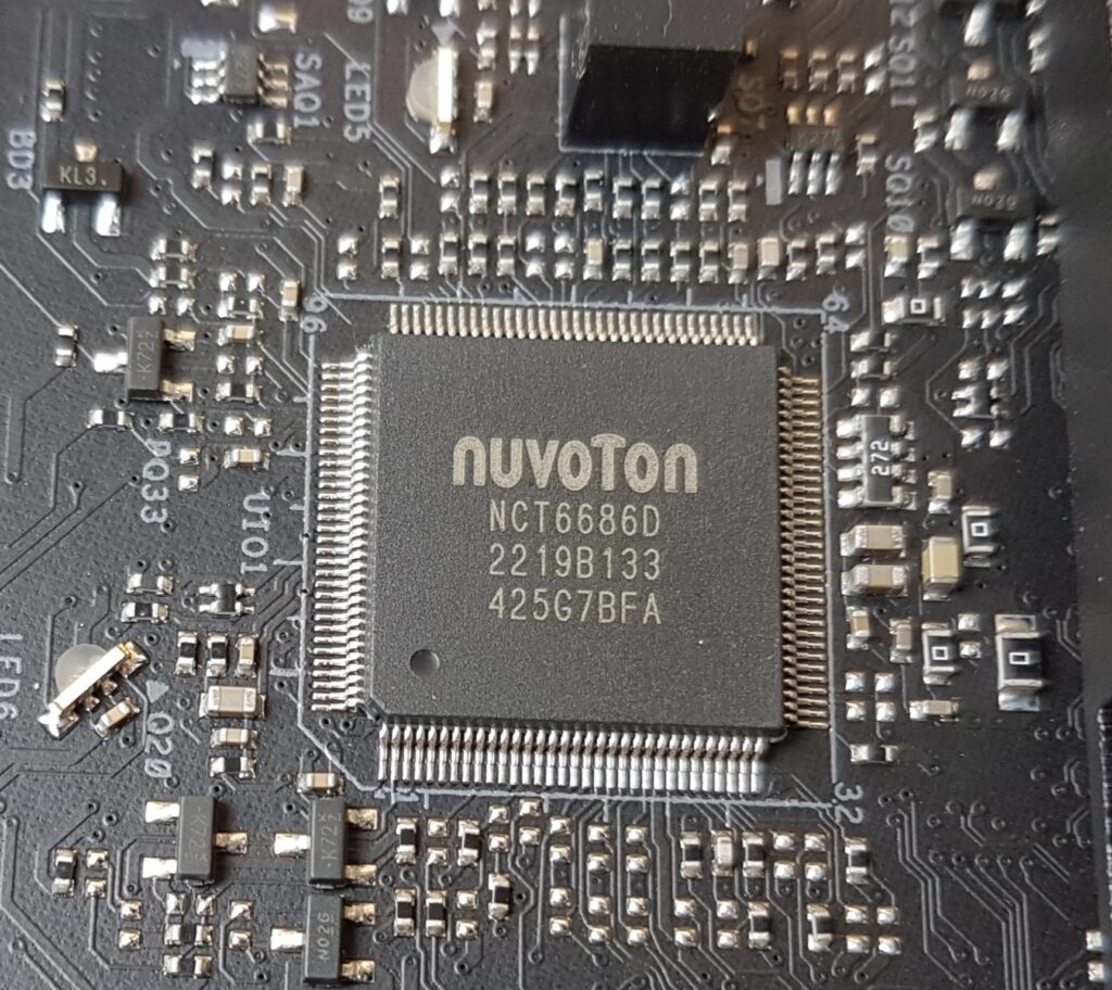 ASRock Phantom Gaming Z890 NOVA WiFi Nuvoton NCT6686D